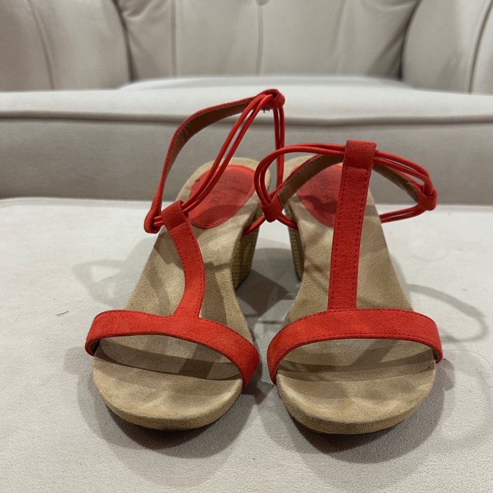 Red and Rattan Platform Sandals - Picture 2 of 5